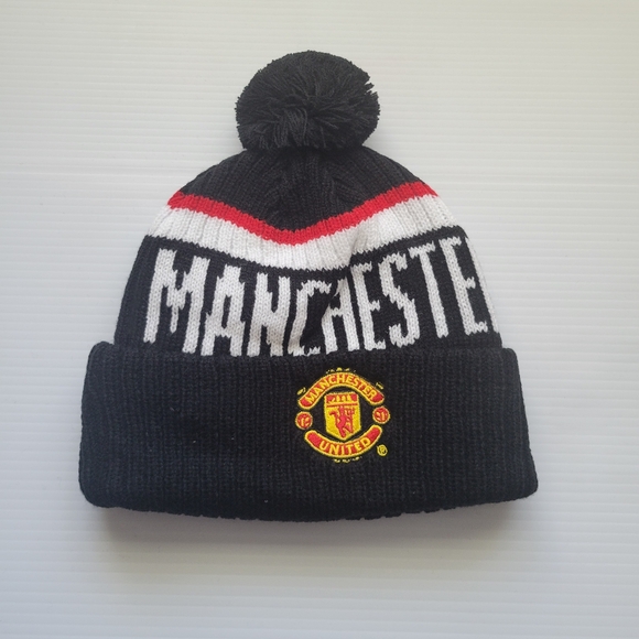 Manchester united beanie blk and white hat - Picture 1 of 2